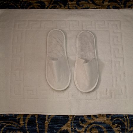 Rehana Plaza Hotel Cairo Exterior photo A bath mat